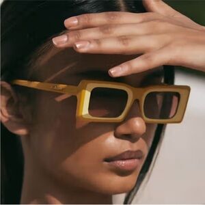 Cult Gaia Hera Canary Yellow Sunglasses Rectangular Frame Sunnies Gradient Lense